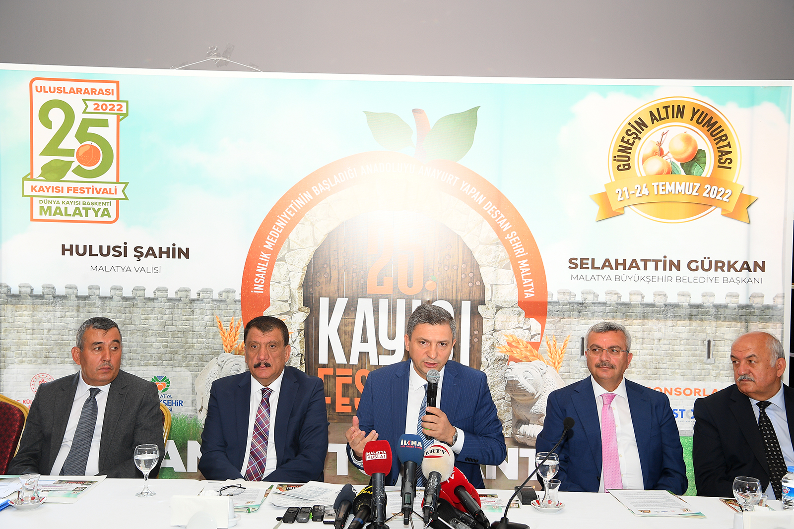 Vali Şahin Ve Başkan Gürkan 25. Kayısı Festivali Tanıtım Toplantısını Düzenledi