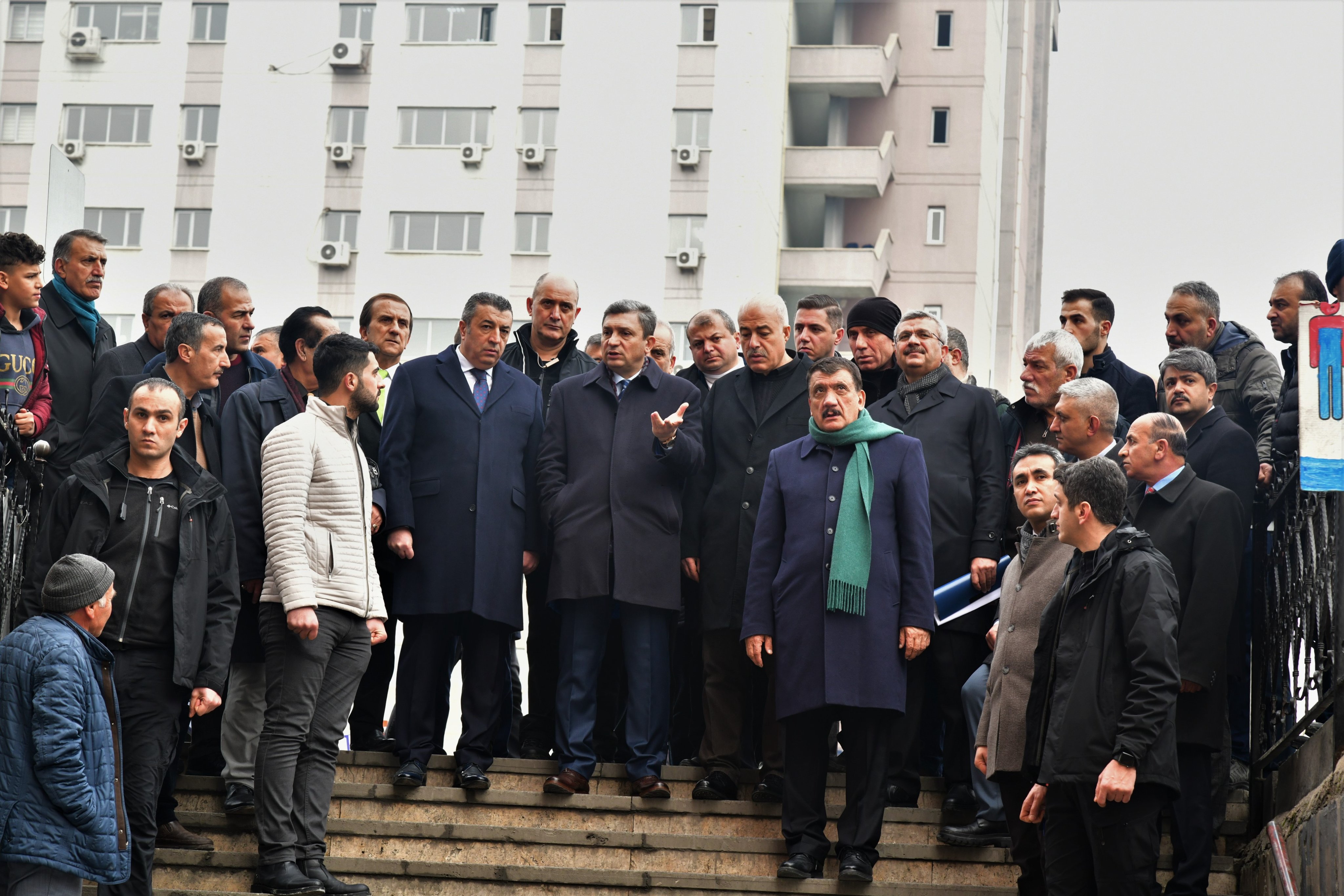 Vali Şahin ve Başkan Gürkan’dan Esnaf Ziyareti