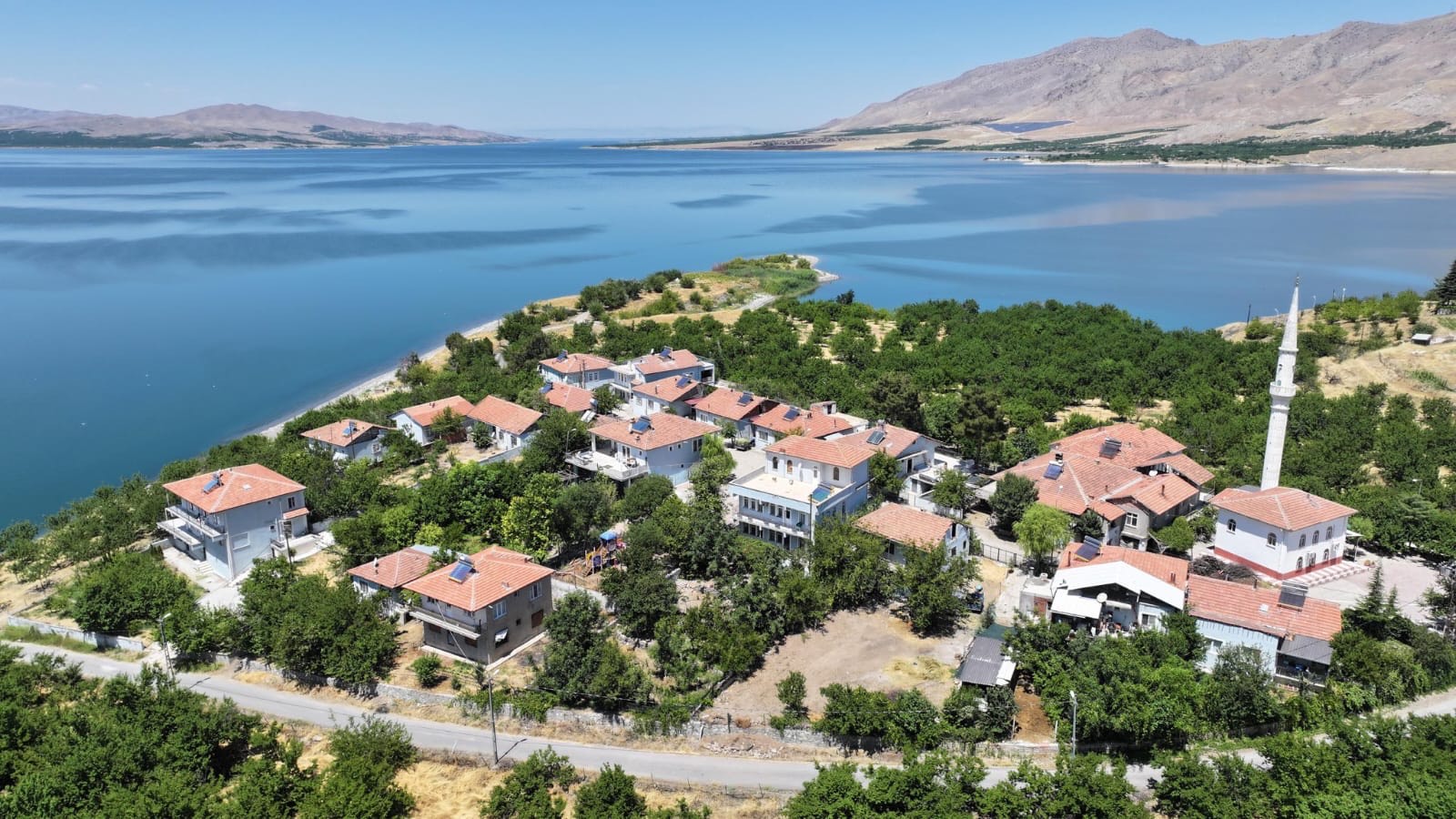 Vali Yavuz Kale İlçesindeki Çalışmaları Yerinde İnceledi