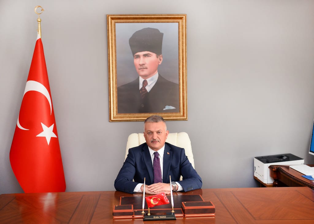 Vali Yazıcı'dan  İnsan Hakları Günü Mesajı