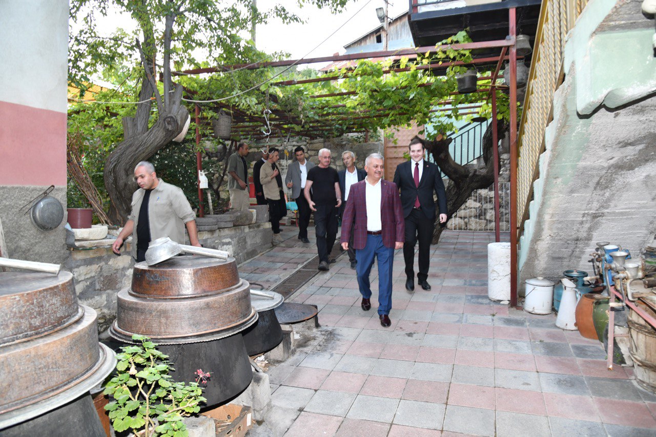 Vali Yazıcı İlçe Ziyaretlerini Sürdürüyor