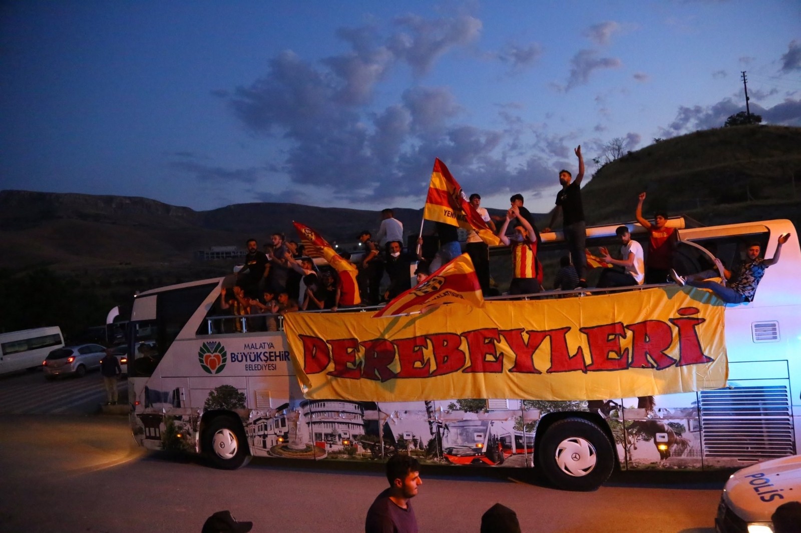 Yeni Malatyaspor’a taraftardan moral ziyareti