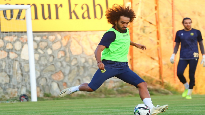 Yeni Malatyaspor savunmasında Sadık Çiftpınar etkisi