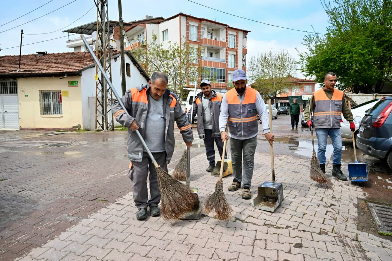 Yeşilyurt Belediyesi Bayrama Hazır