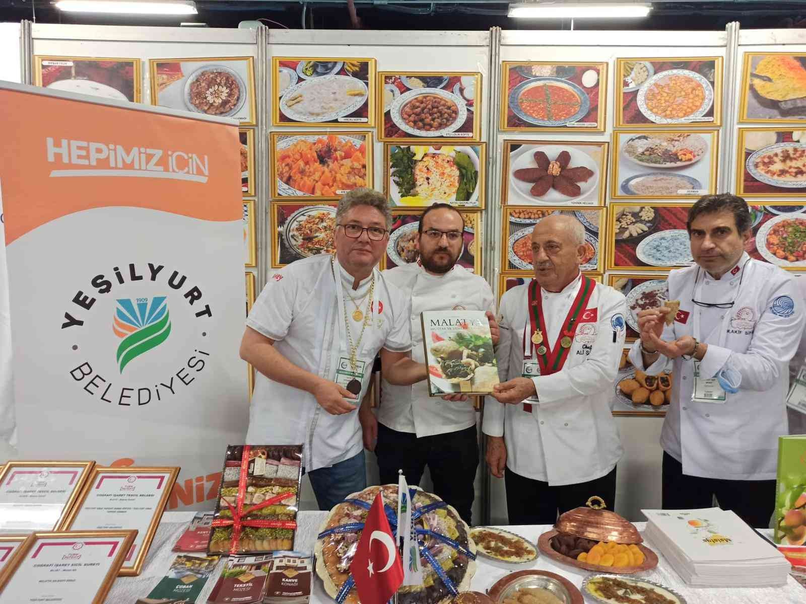 Yeşilyurt’un lezzetleri dünya helal zirvesinde ilgi gördü