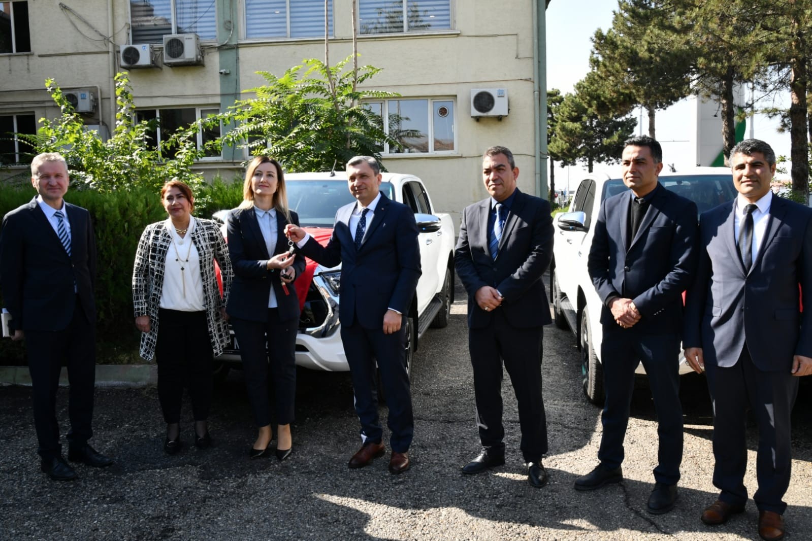 YİKOB' a 2 Araç Tahsis Edildi