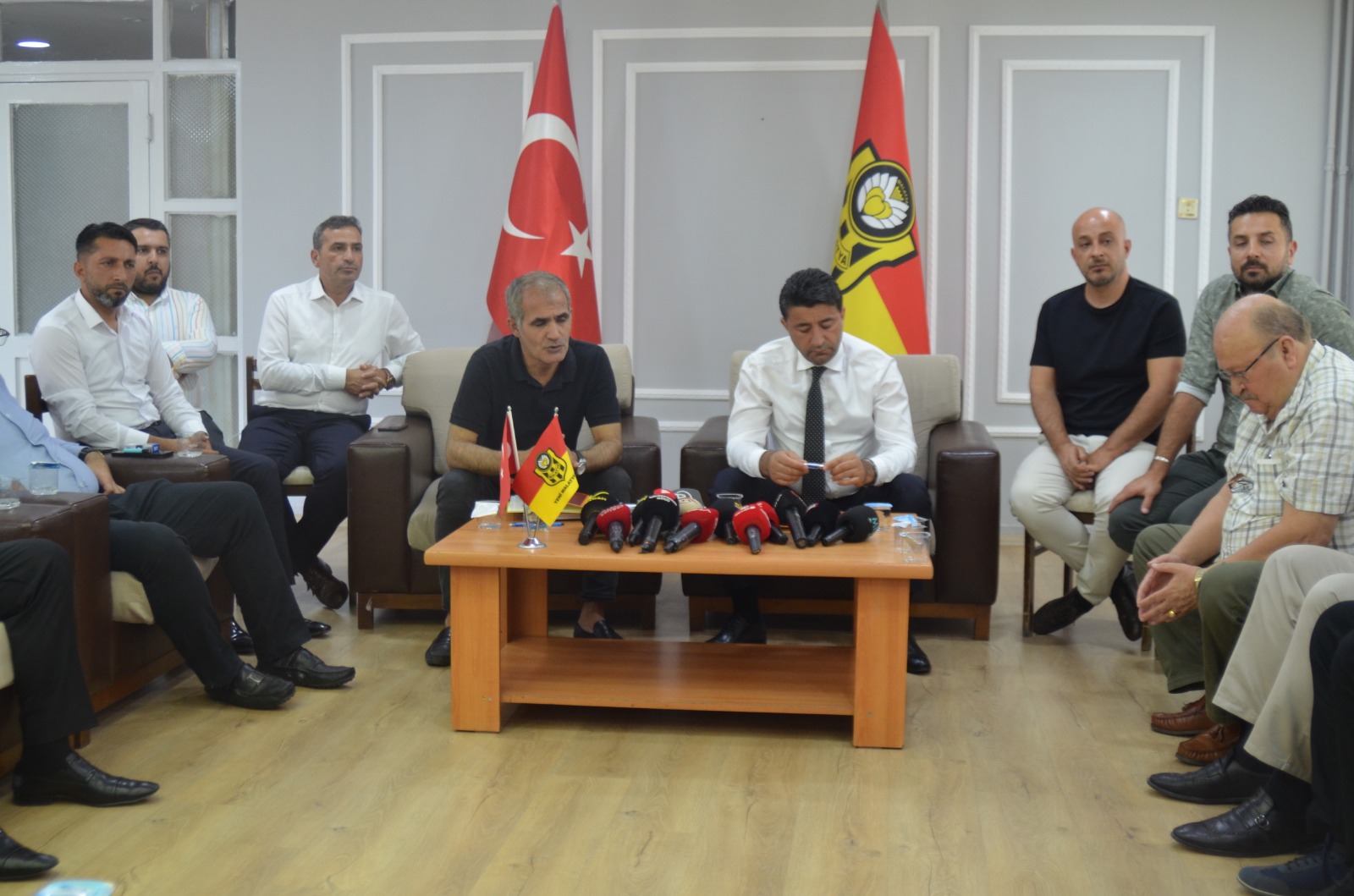 YMS Başkanı Hacı Ahmet Yaman Basın Mensuplarıyla Buluştu